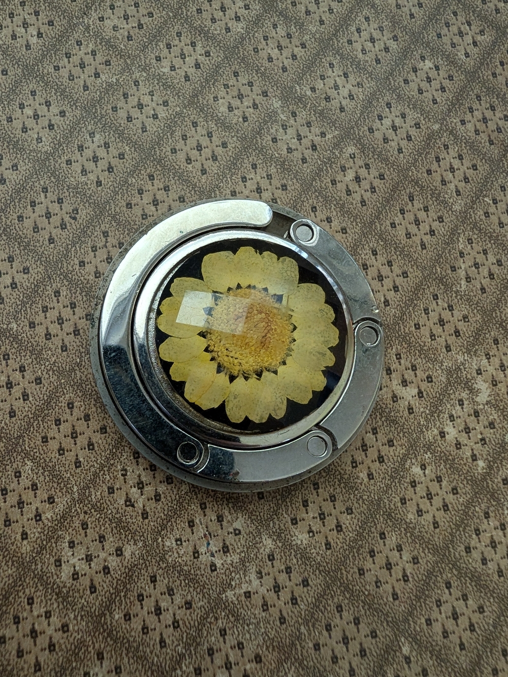 Yellow Daisy Metal Purse Hook Hanger
